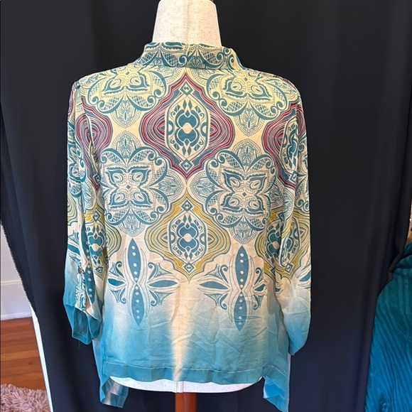 Love, Zoe Patterned Open Front Women's Wrap, size Medium - Picture 6 of 8